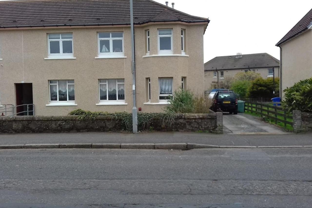 Marina View Lovely Upper 3 Bedroom Apartment Troon Exterior photo