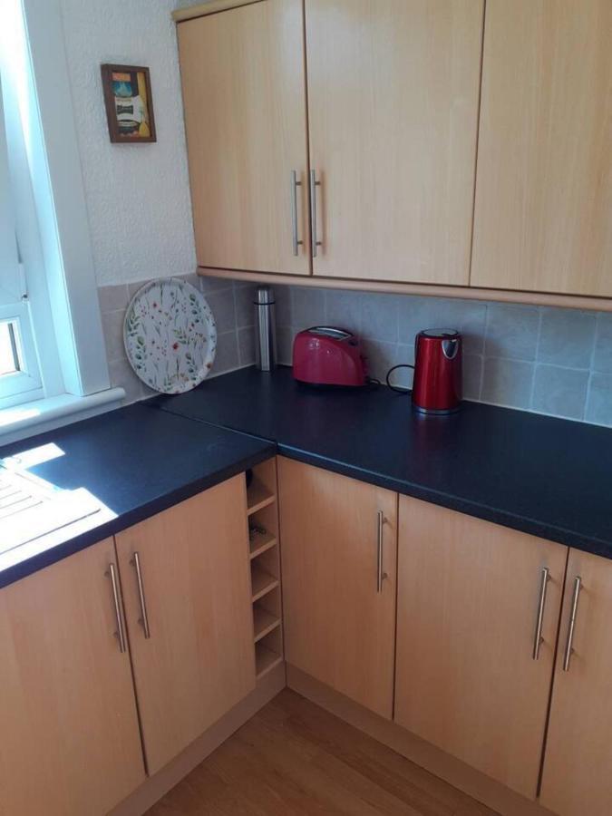 Marina View Lovely Upper 3 Bedroom Apartment Troon Exterior photo